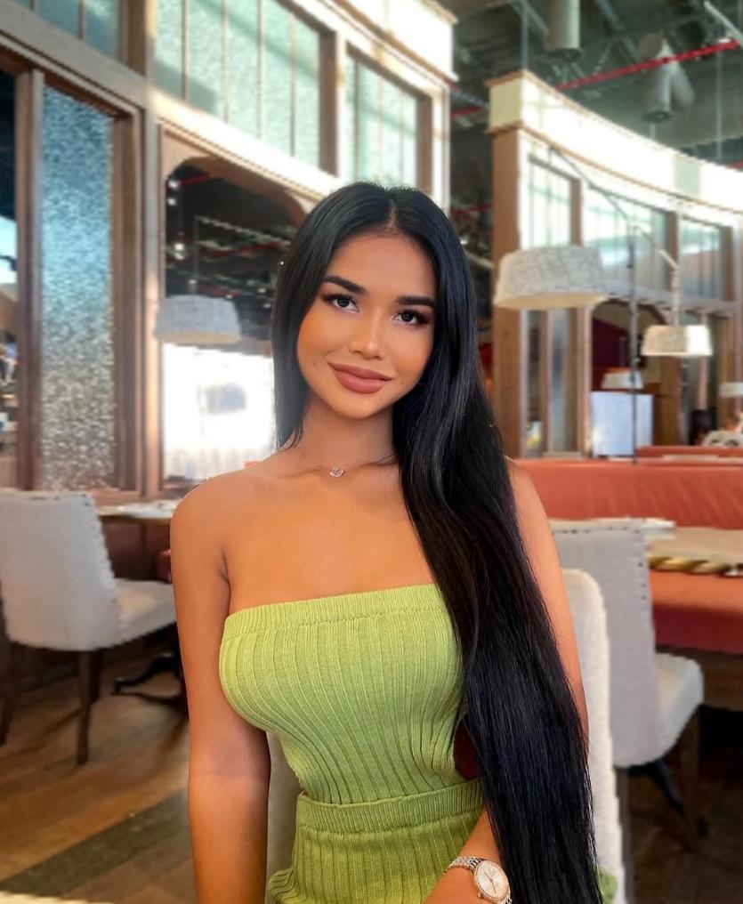 Escort - SANDY - Ibiza Tops